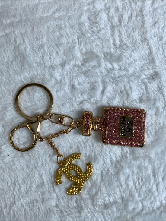 The Unbranded Brand Accessories - Pink Crystal Perfume Bottle & Gold  Logo Keychain